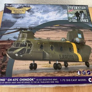 Corgi 1:72 die-cast model of Argentine Army CH-47C Chinook from Falklands War 1982