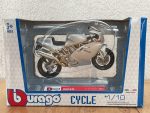 Bburago Ducati Supersport 900 Final Edition model motorcycle in original packaging